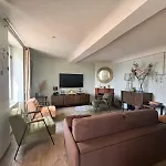 Tatil Evi La Maison Des Ecuyers Avec Grand Jardin Et Barbecue Ronai